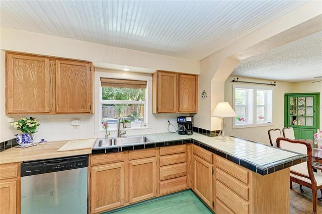 401 27TH STREET W, Bradenton, FL 34205