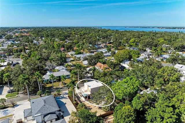 401 27TH STREET W, Bradenton, FL 34205