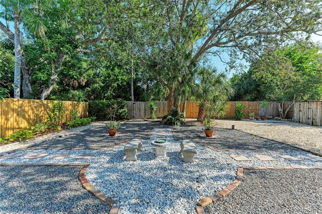 401 27TH STREET W, Bradenton, FL 34205