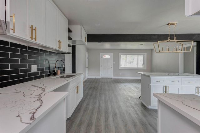 511 Wagers St, Conroe, TX 77301