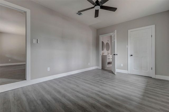 511 Wagers St, Conroe, TX 77301