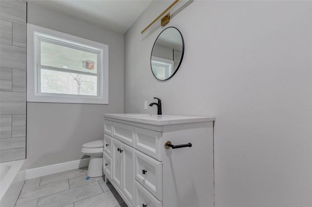 511 Wagers St, Conroe, TX 77301