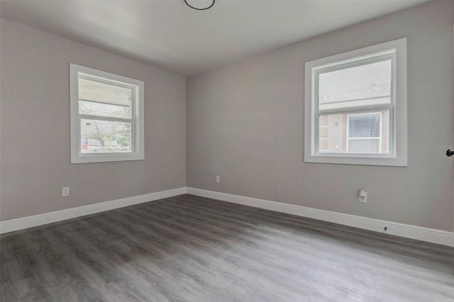 511 Wagers St, Conroe, TX 77301