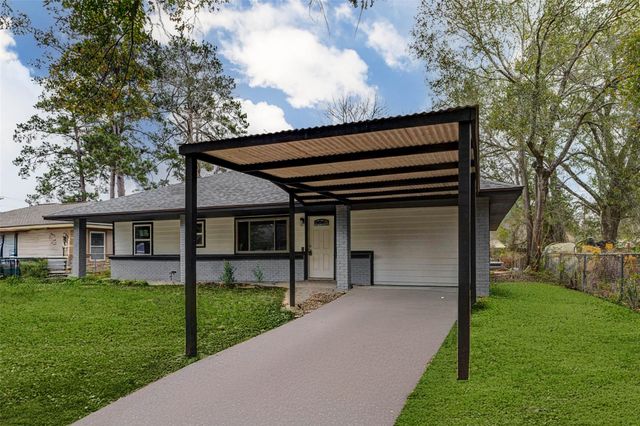 511 Wagers St, Conroe, TX 77301