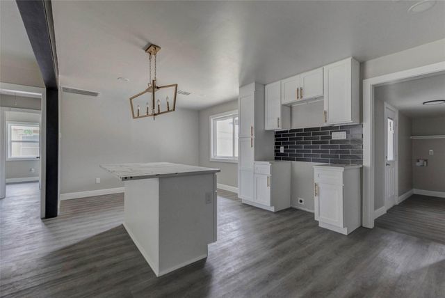 511 Wagers St, Conroe, TX 77301