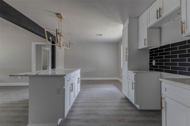 511 Wagers St, Conroe, TX 77301