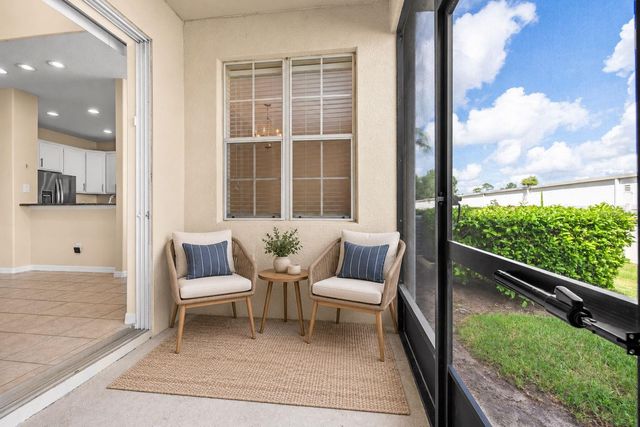 2017 GOLD SPRING COVE, Kissimmee, FL 34743