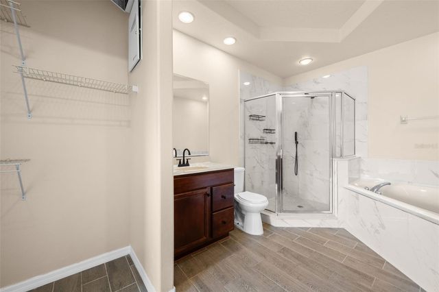 2017 GOLD SPRING COVE, Kissimmee, FL 34743