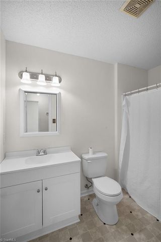 270 Bremen Garden Drive, Lexington, NC 27295
