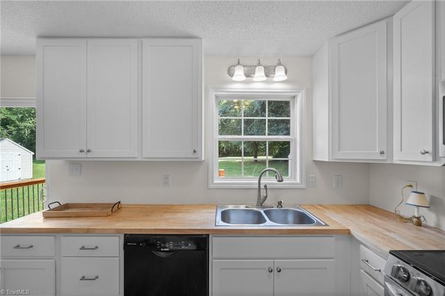 270 Bremen Garden Drive, Lexington, NC 27295