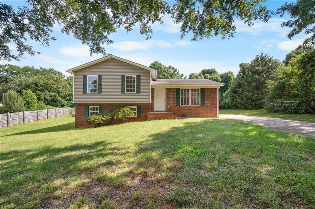270 Bremen Garden Drive, Lexington, NC 27295