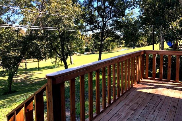401 Lazy River Lane, Mont Belvieu, TX 77523
