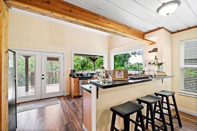 401 Lazy River Lane, Mont Belvieu, TX 77523