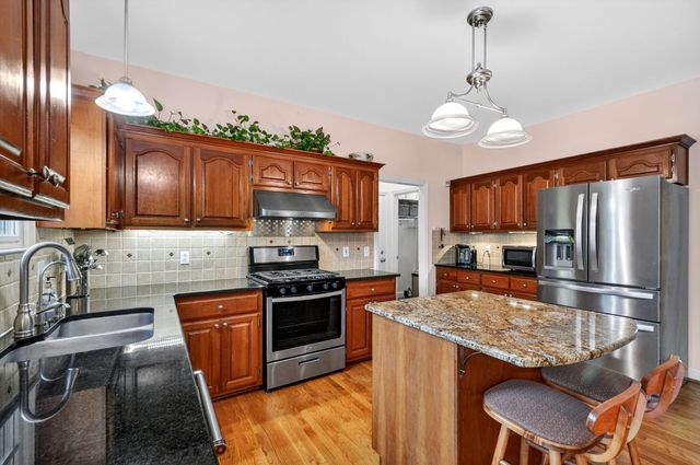 9474 Foothills Dr, Brentwood, TN 37027