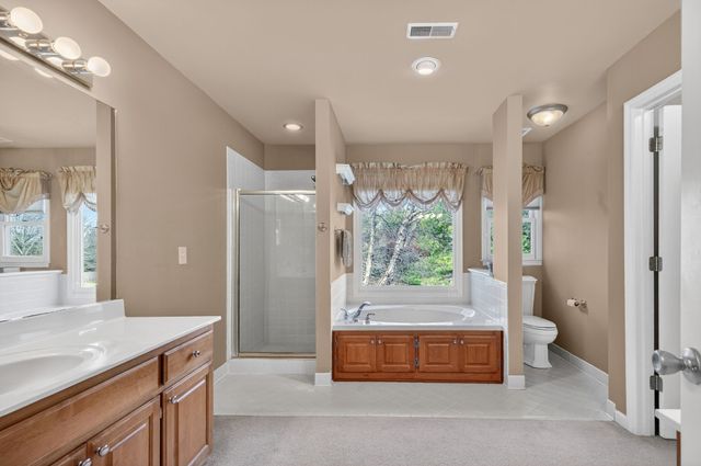 9474 Foothills Dr, Brentwood, TN 37027