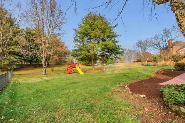 9474 Foothills Dr, Brentwood, TN 37027