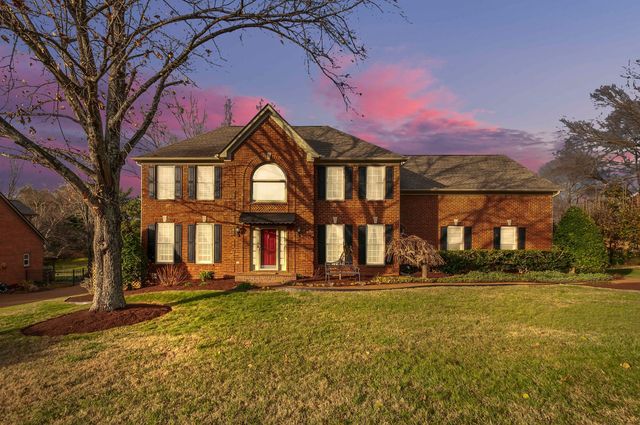 9474 Foothills Dr, Brentwood, TN 37027