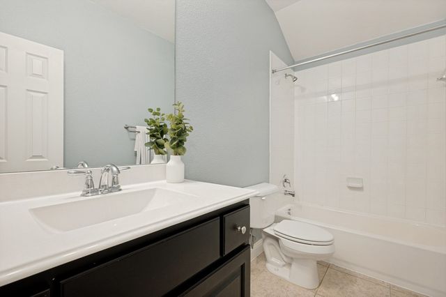 1217 Roadrunner Drive, Little Elm, TX 75068