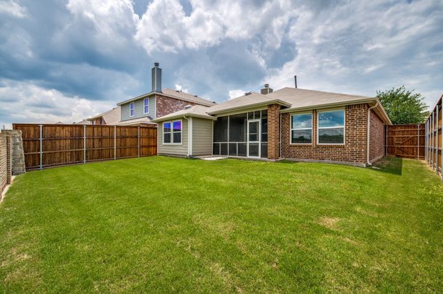 1217 Roadrunner Drive, Little Elm, TX 75068
