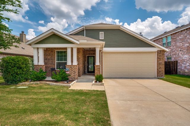 1217 Roadrunner Drive, Little Elm, TX 75068
