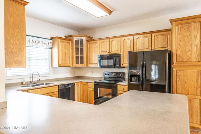 104 Trestle Street, Hamlet, NC 28345