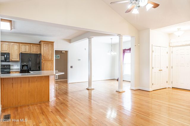 104 Trestle Street, Hamlet, NC 28345
