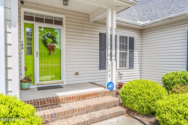 104 Trestle Street, Hamlet, NC 28345