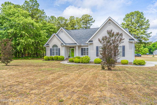 104 Trestle Street, Hamlet, NC 28345