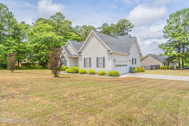 104 Trestle Street, Hamlet, NC 28345