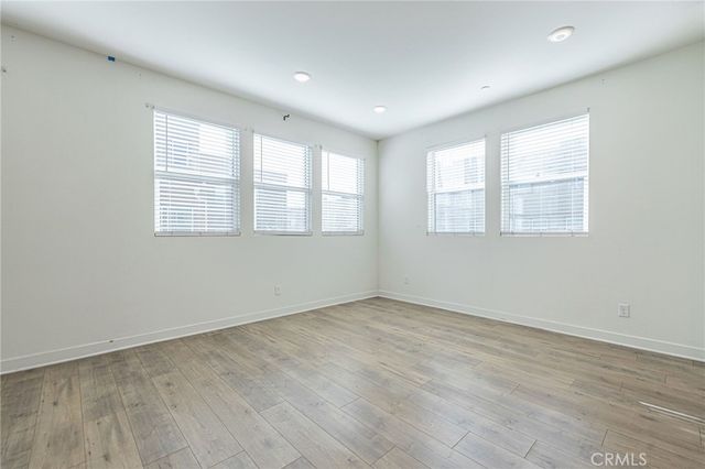12800 N Watt Lane D, Sylmar, CA 91342