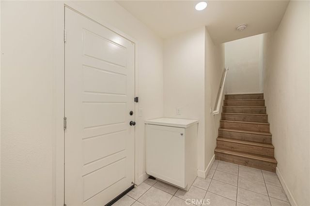 12800 N Watt Lane D, Sylmar, CA 91342