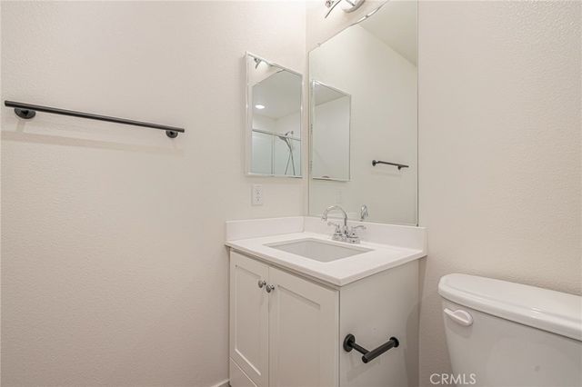 12800 N Watt Lane D, Sylmar, CA 91342