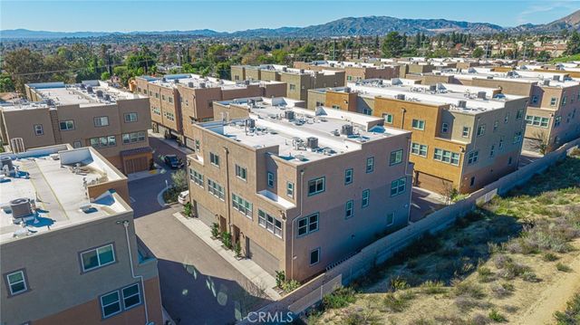 12800 N Watt Lane D, Sylmar, CA 91342