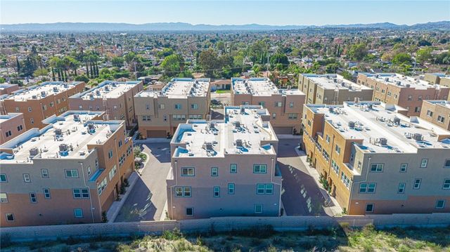 12800 N Watt Lane D, Sylmar, CA 91342