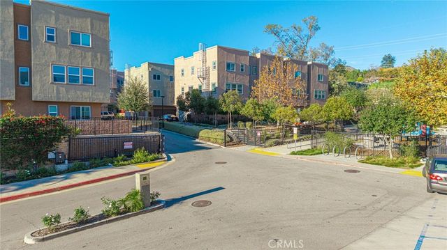 12800 N Watt Lane D, Sylmar, CA 91342