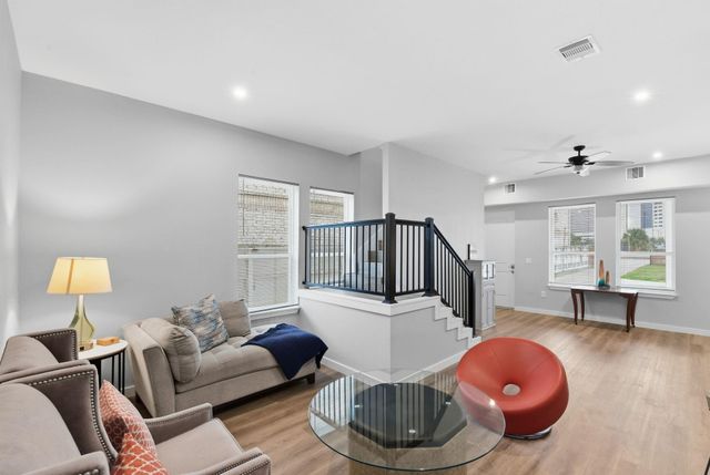 5120 Avenue U, Galveston, TX 77551