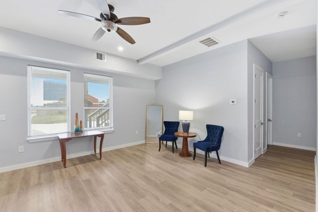 5120 Avenue U, Galveston, TX 77551