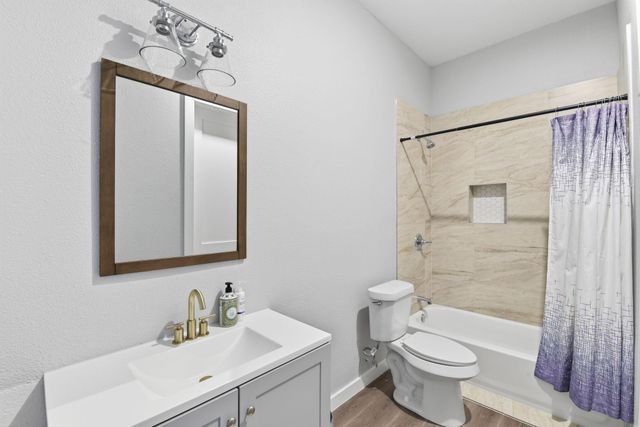 5120 Avenue U, Galveston, TX 77551