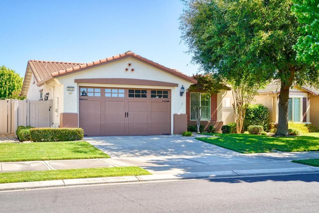 2314 Shadow Berry Dr, Manteca, CA 95336