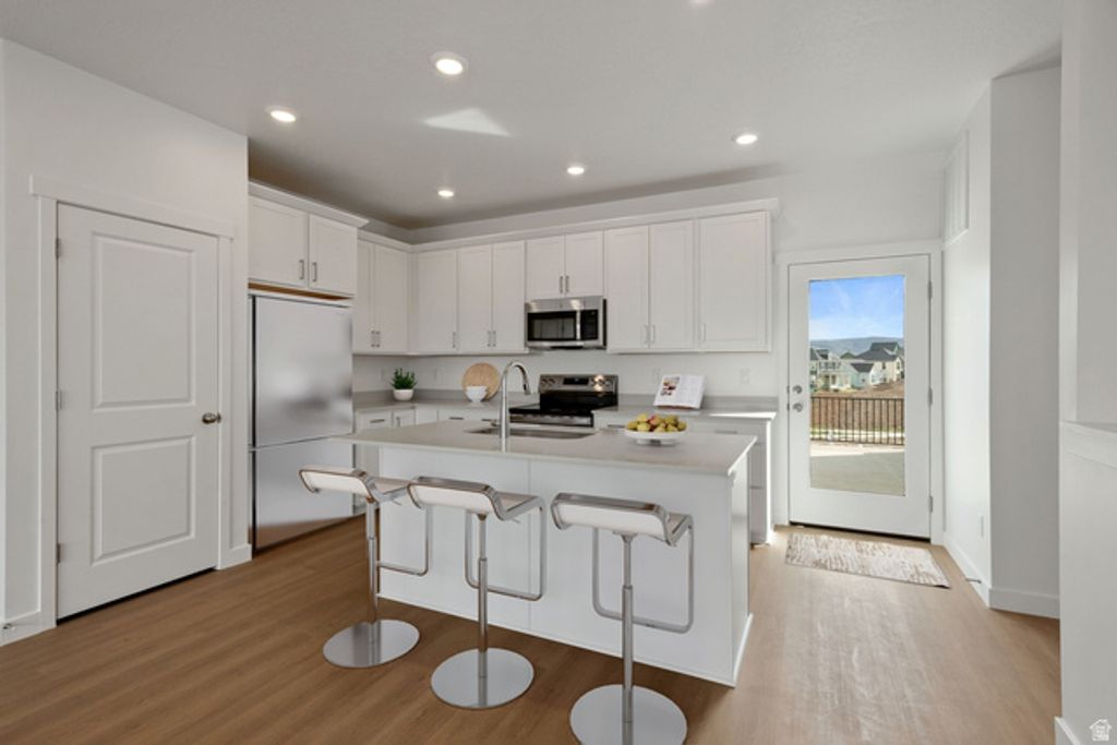 Image 12 of property listing at 6637 W SOUTH JORDAN PKWY #413, South Jordan, UT 84009