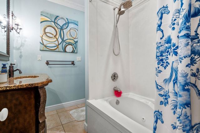 106 Grand Isle Dr., Unit 1F, Hot Springs, AR 71913