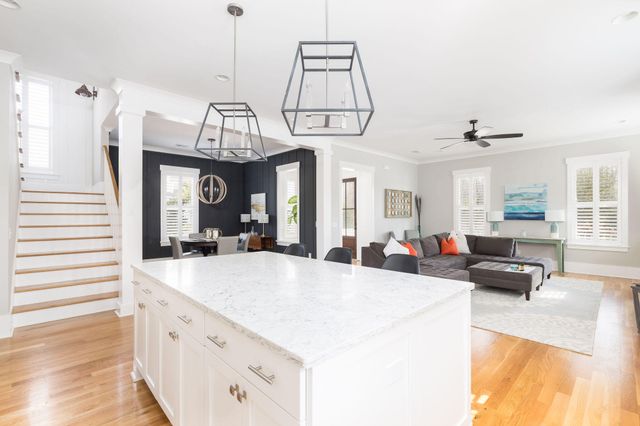 1589 Banning Street, Mount Pleasant, SC 29466