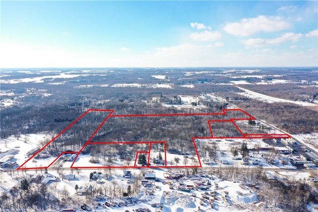 11216 Market Street, North Lima, OH 44452