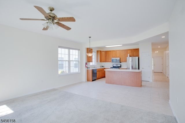 112 Kensington Cir, White Twp., NJ 07823
