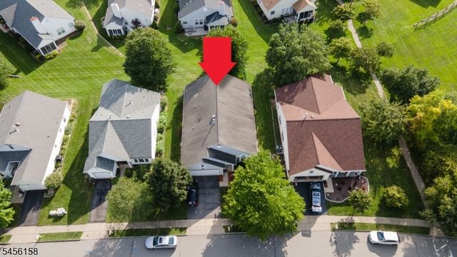 112 Kensington Cir, White Twp., NJ 07823