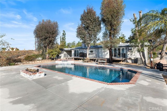 20204 Lakeridge, Perris, CA 92570
