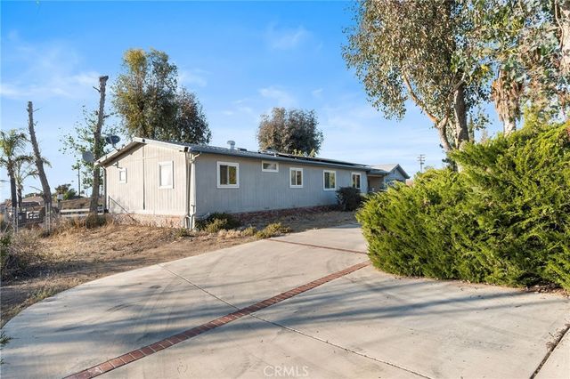 20204 Lakeridge, Perris, CA 92570