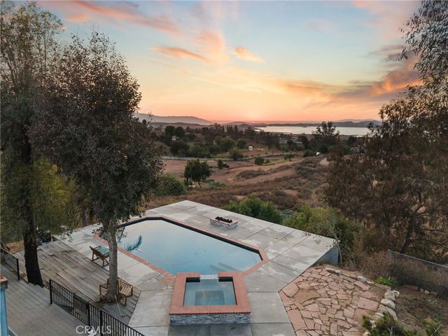20204 Lakeridge, Perris, CA 92570