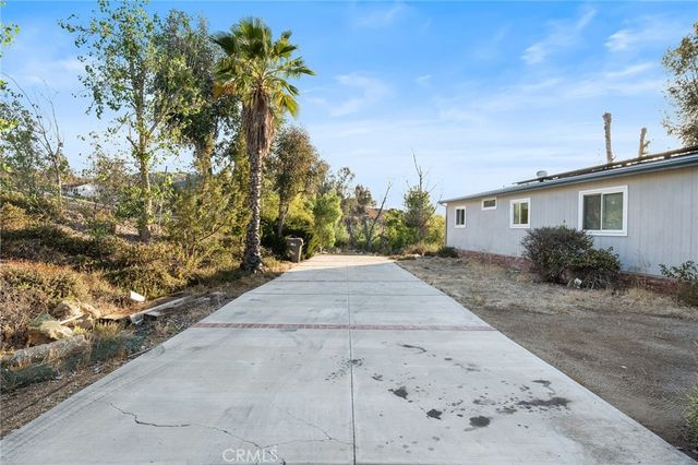 20204 Lakeridge, Perris, CA 92570