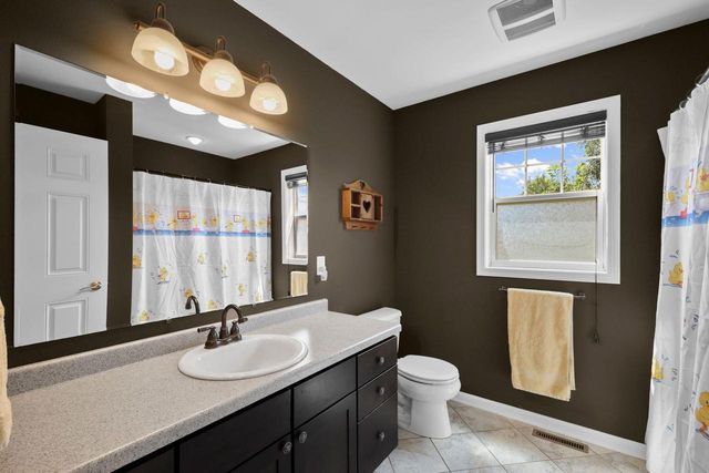 100 Farwell Drive, Cottage Grove, WI 53527